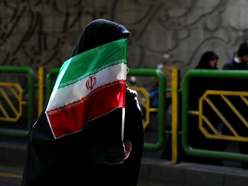 Liberation: демонстрация военной силы со стороны США ставит Иран в щекотливое положение 