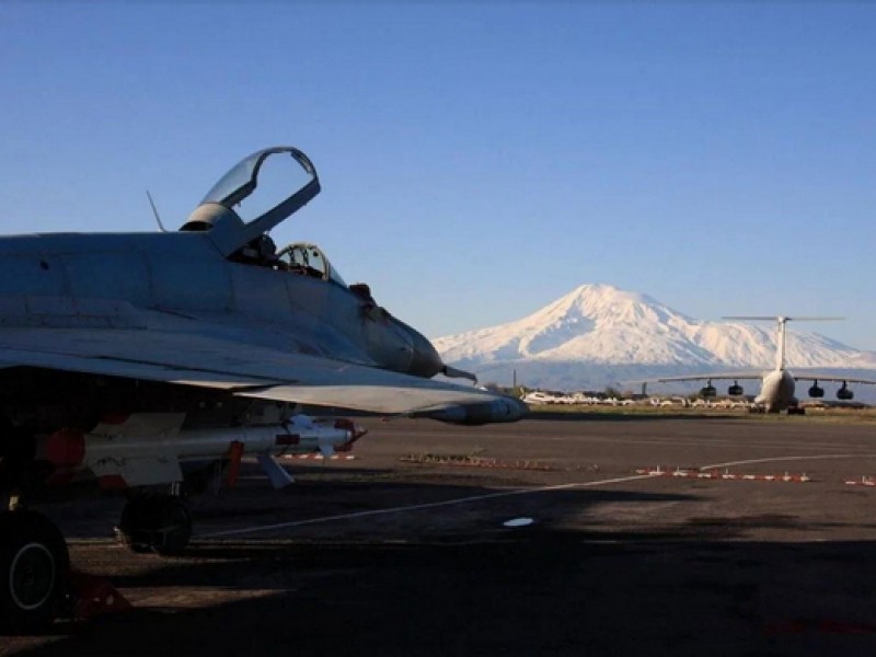 Летчиков ЮВО в Армении проверили на готовность к контрольным занятиям