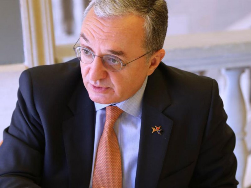 Глава МИД Армении призвал Азербайджан отказаться от угрозы войны