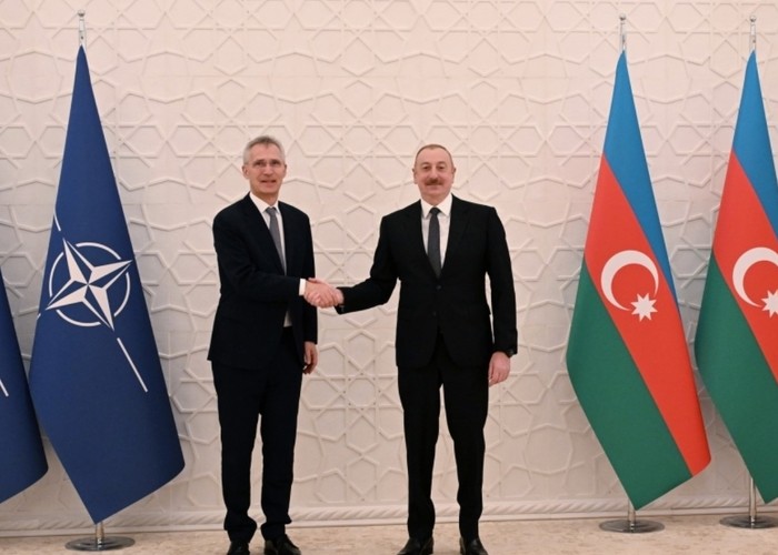 Представим ситуацию, когда Азербайджан нападает на Армению, кого будет защищать НАТО?