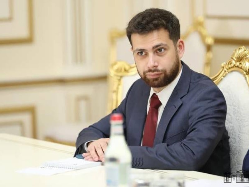 Замглавы МИД РА прокомментировал возможность подписания документа с Баку в Брюсселе 