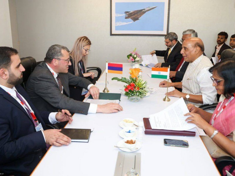 Обсуждены вопросы расширения оборонного сотрудничества между Арменией и Индией