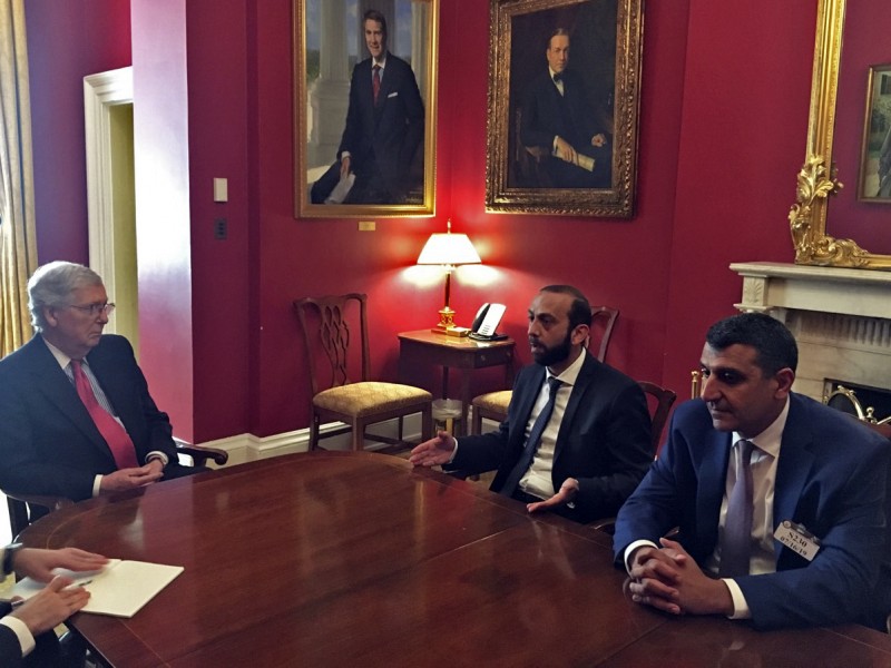Спикер парламента обсудил в Вашингтоне вопрос увеличения финансовой помощи США Армении