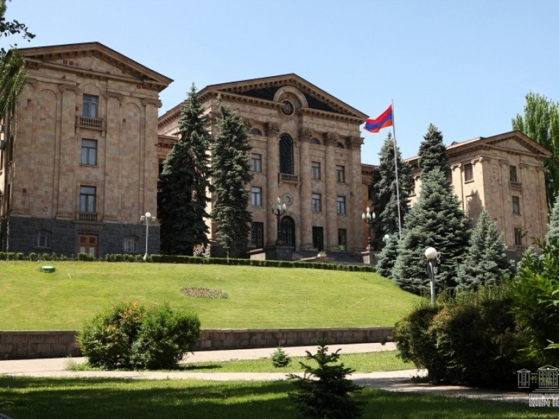 НС призывает международные структуры осудить нападение Азербайджана на Армению