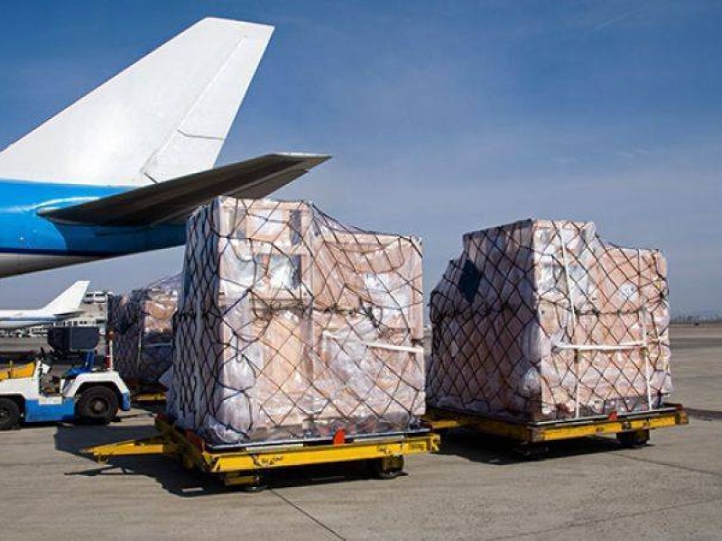 Правительство Франции направило в Армению 5 тонн гуманитарной помощи