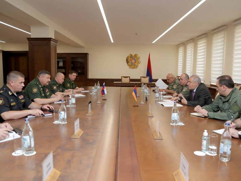 Вагаршак Арутюнян принял делегацию во главе с замначальника Генерального штаба ВС России