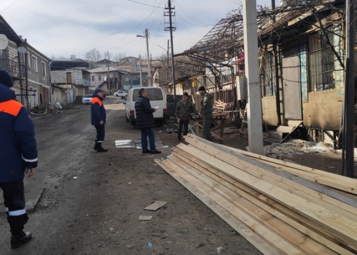 Более 300 объектов восстановлено в Карабахе с помощью гуманитарной помощи из России