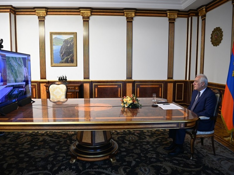 Наша главная цель - решить проблему мирной жизни с Азербайджаном: президент Армении