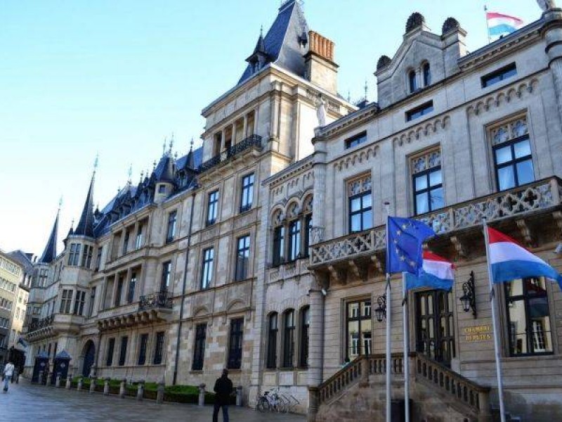 Парламент Люксембурга единогласно принял осуждающую военные действия Баку резолюцию