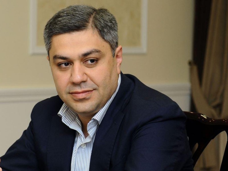 Ванецян посоветовал правящей партии выдвинуть новую кандидатуру на пост премьера 