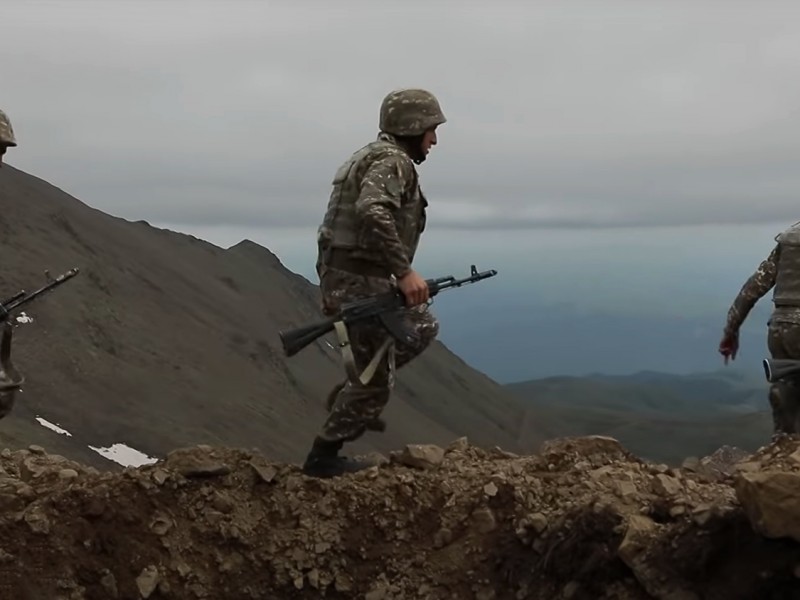 Минобороны Армении сообщает о потери связи с двумя армянскими военнослужащими
