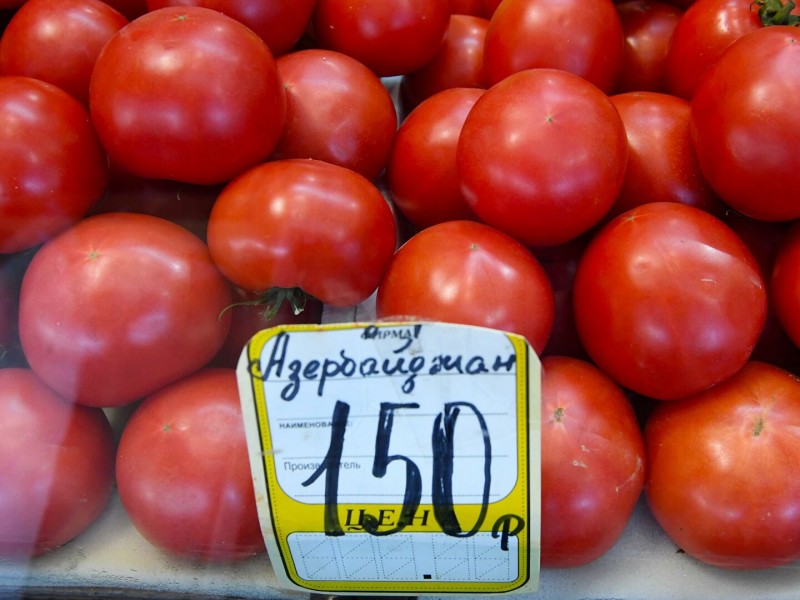 В Азербайджане расследуют причины отправки в Россию зараженных продуктов 