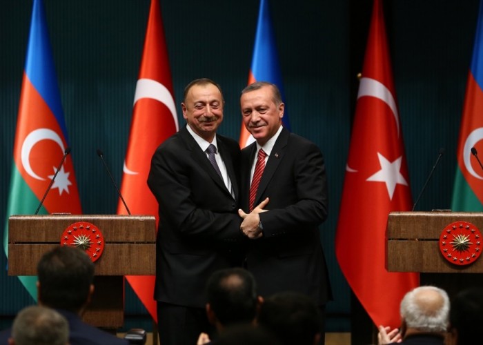 Эрдоган намерен обсудить с Алиевым ситуацию на Украине 10 марта в Турции 