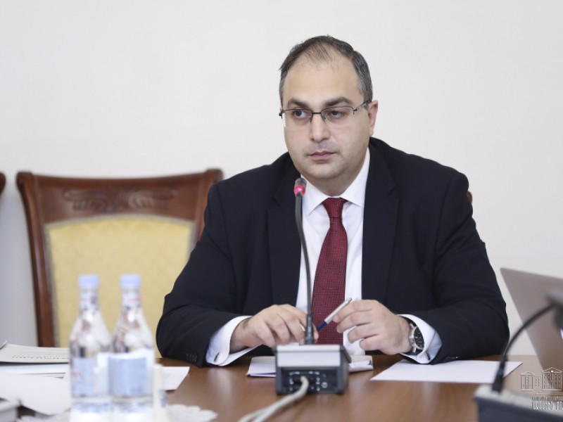 Парламент Армении будет обсуждать только законопроекты, касающиеся ВП
