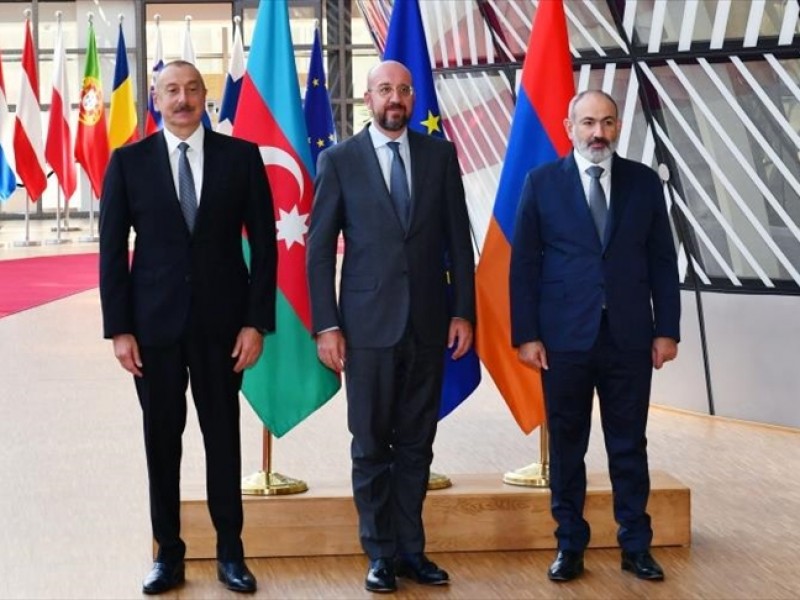 ЕС призвал Армению и Азербайджан перевернуть страницу вражды и продолжать переговоры