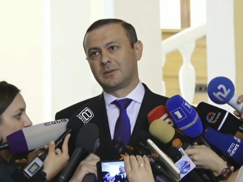 В Армении была предпринята попытка государственного переворота - секретарь Совбеза