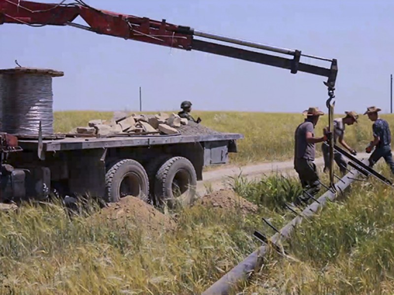 Российские миротворцы обеспечивают безопасность восстановительных работ в Карабахе
