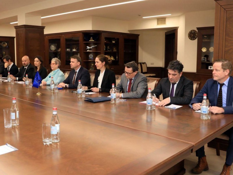 Министр обороны Армении Сурен Папикян принял миссию технической оценки ЕС