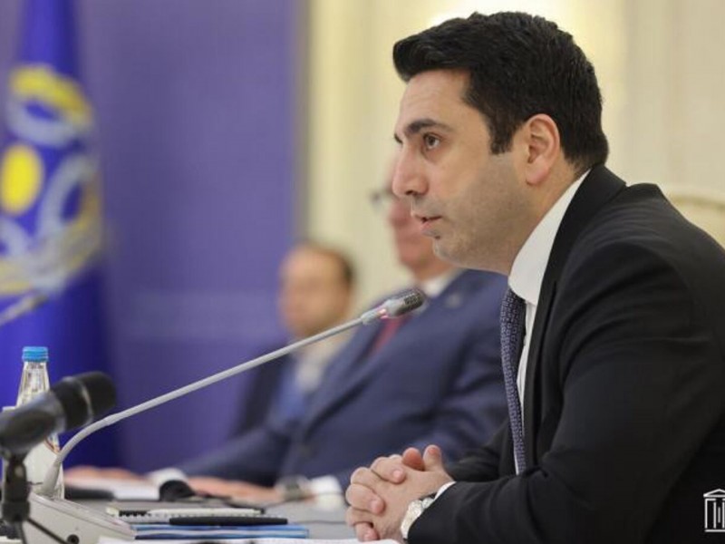 Ален Симонян назвал условия изменения отношения Армении к ОДКБ