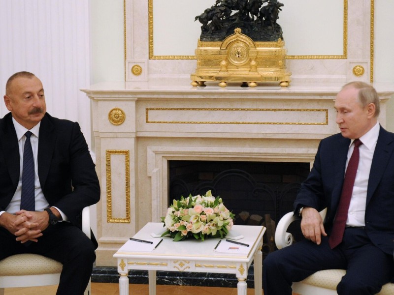 Алиев отказался обсуждать вопрос урегулирования арцахского конфликта на встрече в Сочи