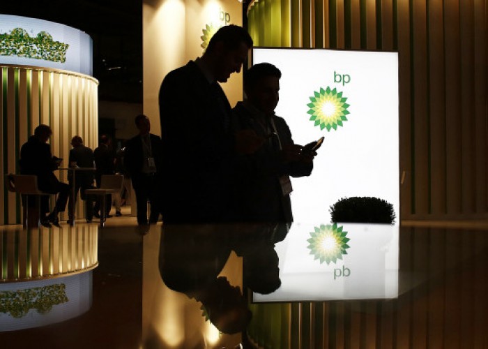 Британская BP объявила о намерении продать долю в «Роснефти»  
