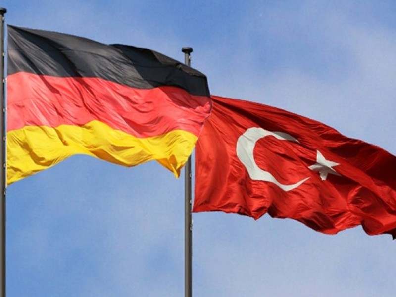 Депутат Бундестага предложил  прекратить переговоры с Турцией о вступлении в ЕС 