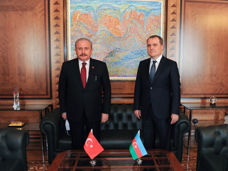 Байрамов: Бакинская декларация укрепит отношения Баку, Анкары и Исламабада
