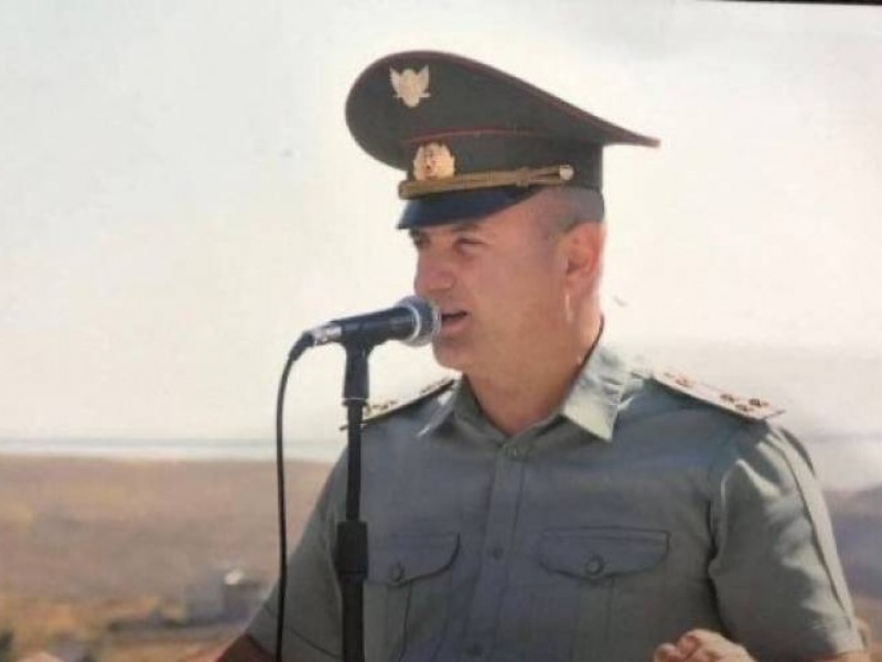 Полковник АО Арцаха Норайр Асланян незаконно содержится под арестом - защита
