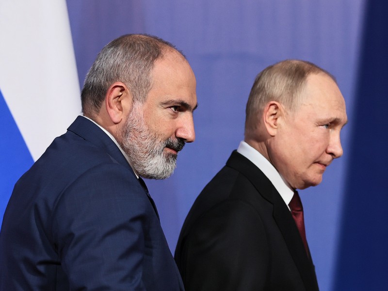 В Ереване стартовали переговоры Пашиняна и Путина