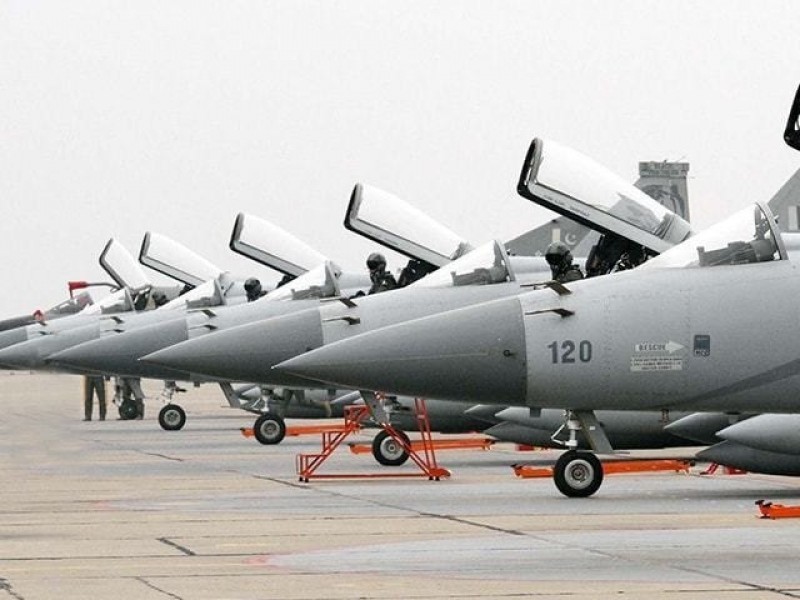 Командующий ВВС Пакистана едет в Баку