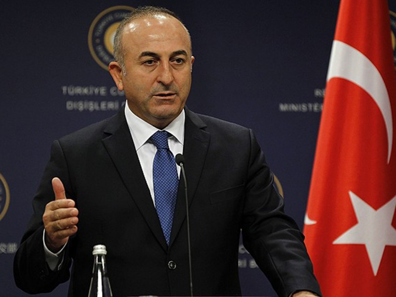 Чавушоглу: Турция совместно с Россией работает над снижением напряженности в Идлибе
