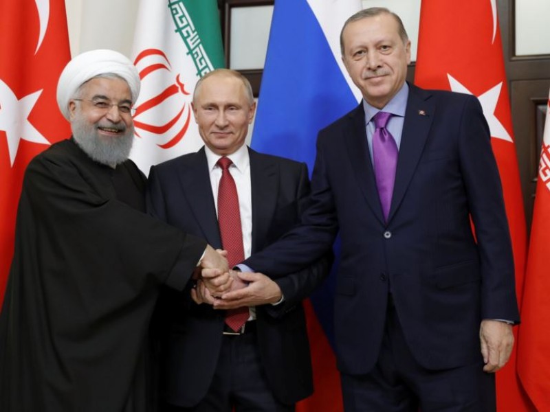 Иран, Турция и Россия обсудили меры по переходу к торговле без доллара