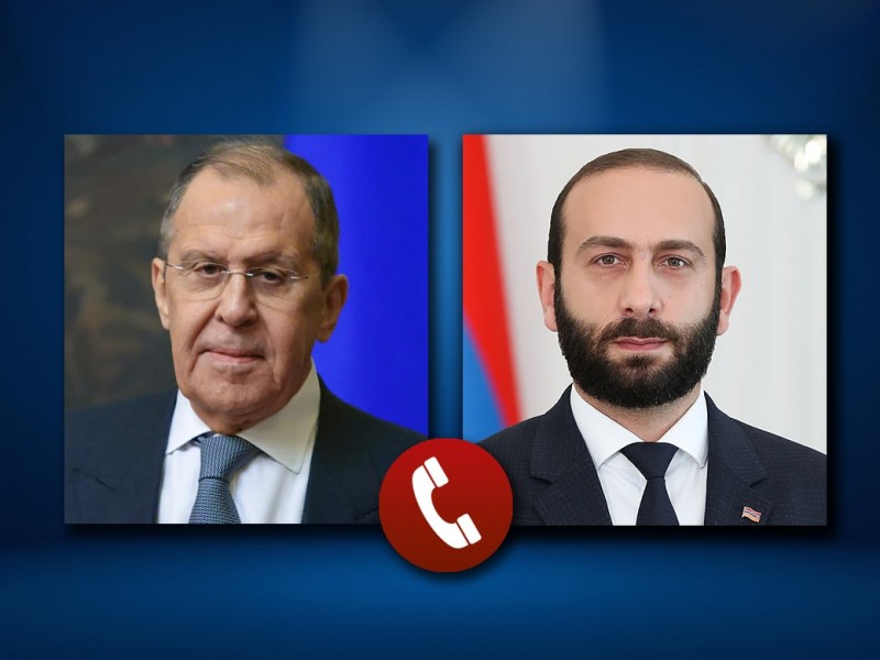 Лавров и Мирзоян обсудили обсудили ход реализации трехсторонних договоренностей
