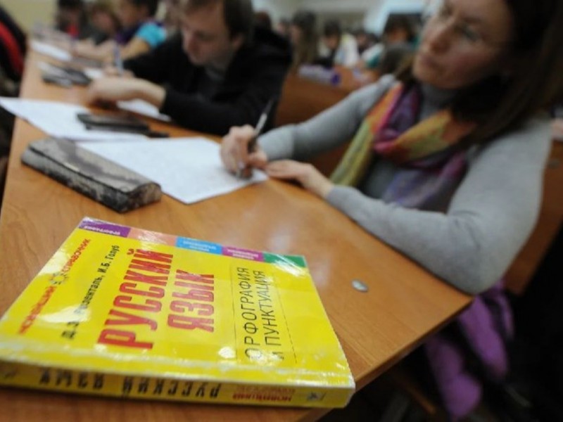 В Армении увеличится количество русскоязычных преподавателей