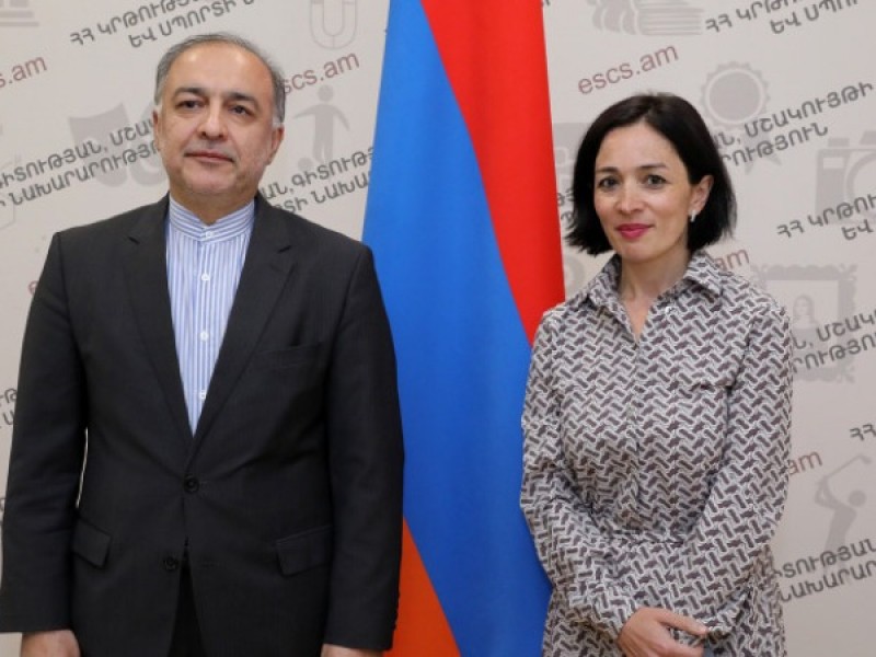 Армения и Иран будут развивать межвузовское сотрудничество