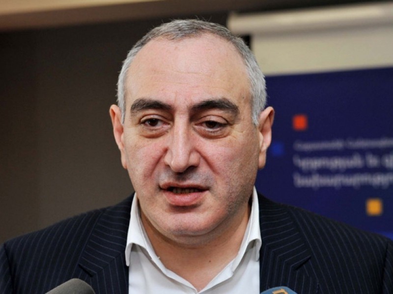 Армения пребывает в состоянии «общественного аутизма» - политтехнолог