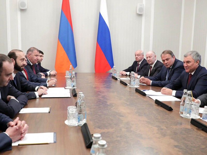Мирзоян и Володин обсудили двусторонние отношения, а также ситуацию вокруг Карабаха