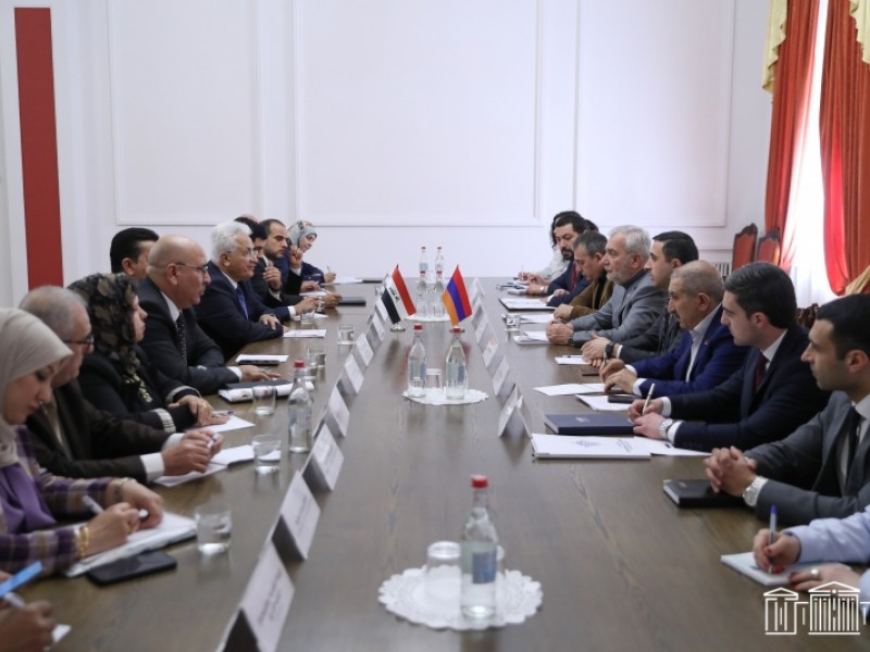 Кочарян: Армения заинтересована в развитии и углублении отношений с Ираком