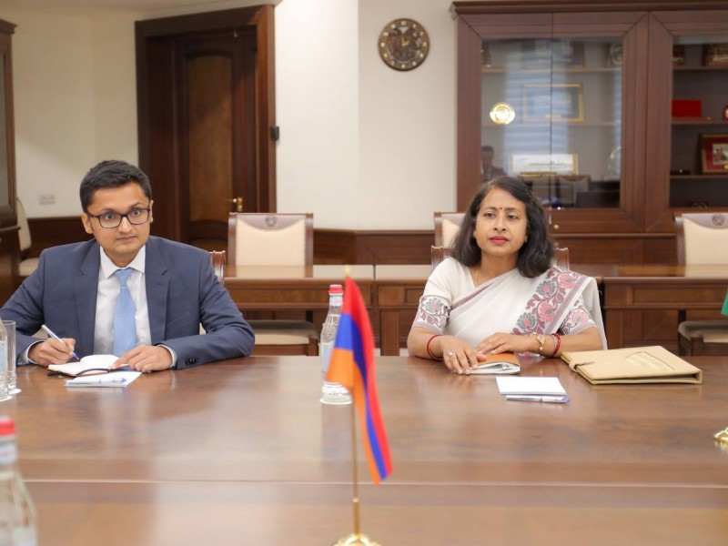 Армения и Индия обсуждают возможности развития сотрудничества в сфере обороны