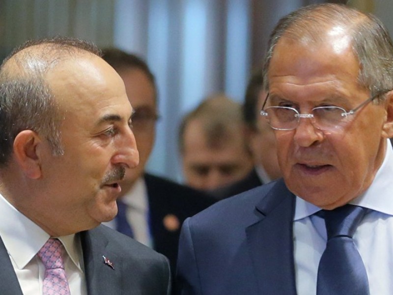 Главы МИД России и Турции обсудили двусторонние отношения и международную повестку дня