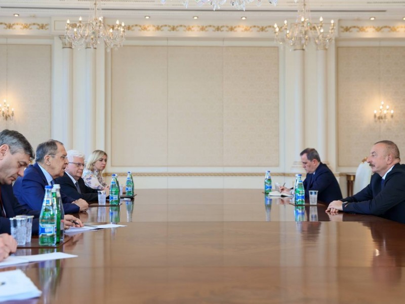 В Баку проходят переговоры Ильхама Алиева и Сергея Лаврова 
