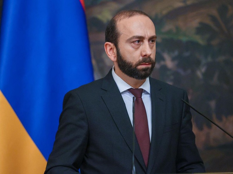 Глава МИД Армении обсудил гуманитарный кризис в Нагорном Карабахе с коллегой из Хорватии