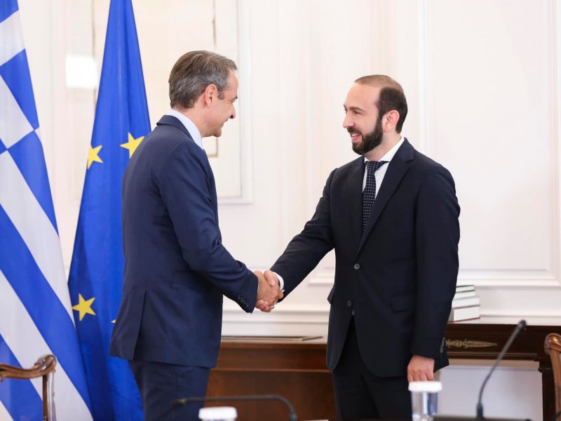 Арарат Мирзоян встретился с премьер-министром Греции 