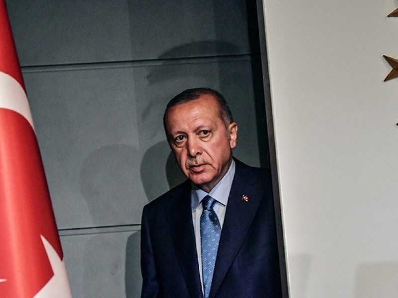 Рейтинг партии Эрдогана в Турции падает с каждым днем - данные опроса центра Metropoll 