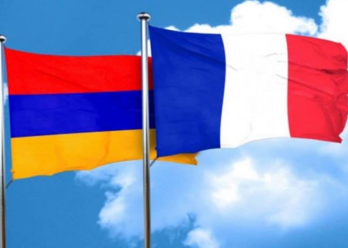Сенат Франции: РА вправе защищать свою территорию, в том числе военными средствами