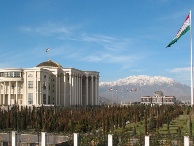 Таджикистан не спешит в ЕАЭС