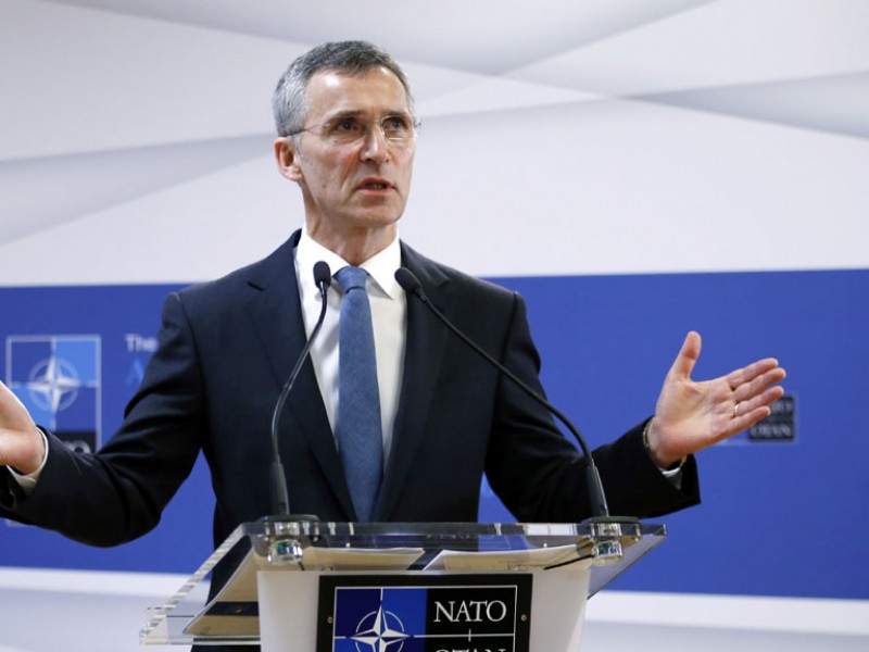 Столтенберг: Турция информирует НАТО о ходе операции в Африне