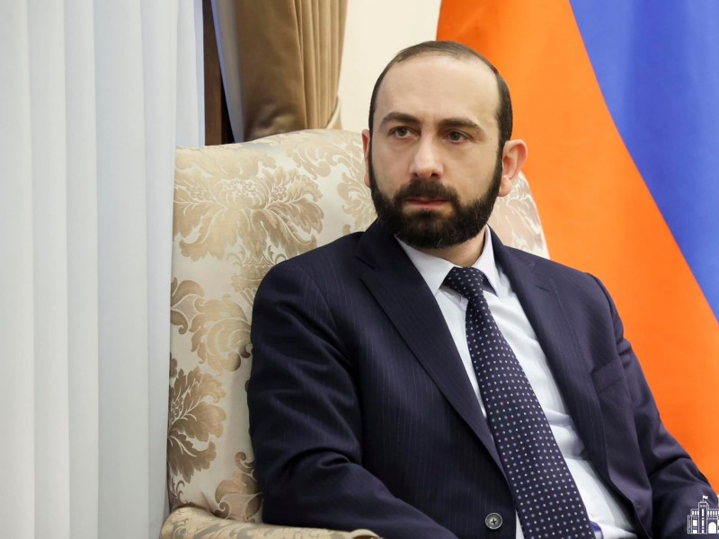 Азербайджан должен выйти в конструктивное русло дискуссий и честных переговоров - Мирзоян