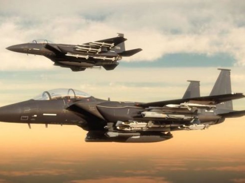 США изучают варианты передачи Украине боевой авиации 