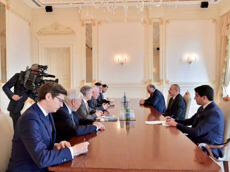Алиев обсудил перспективы карабахского урегулирования с сопредседателями МГ ОБСЕ